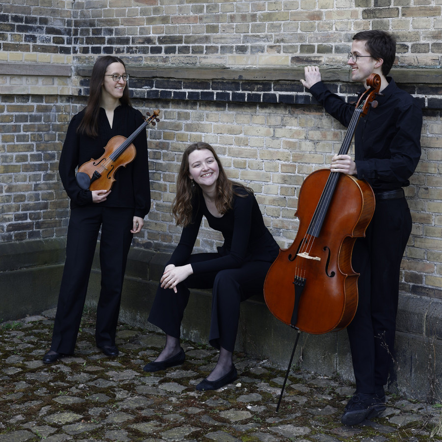 Trio Fantasma