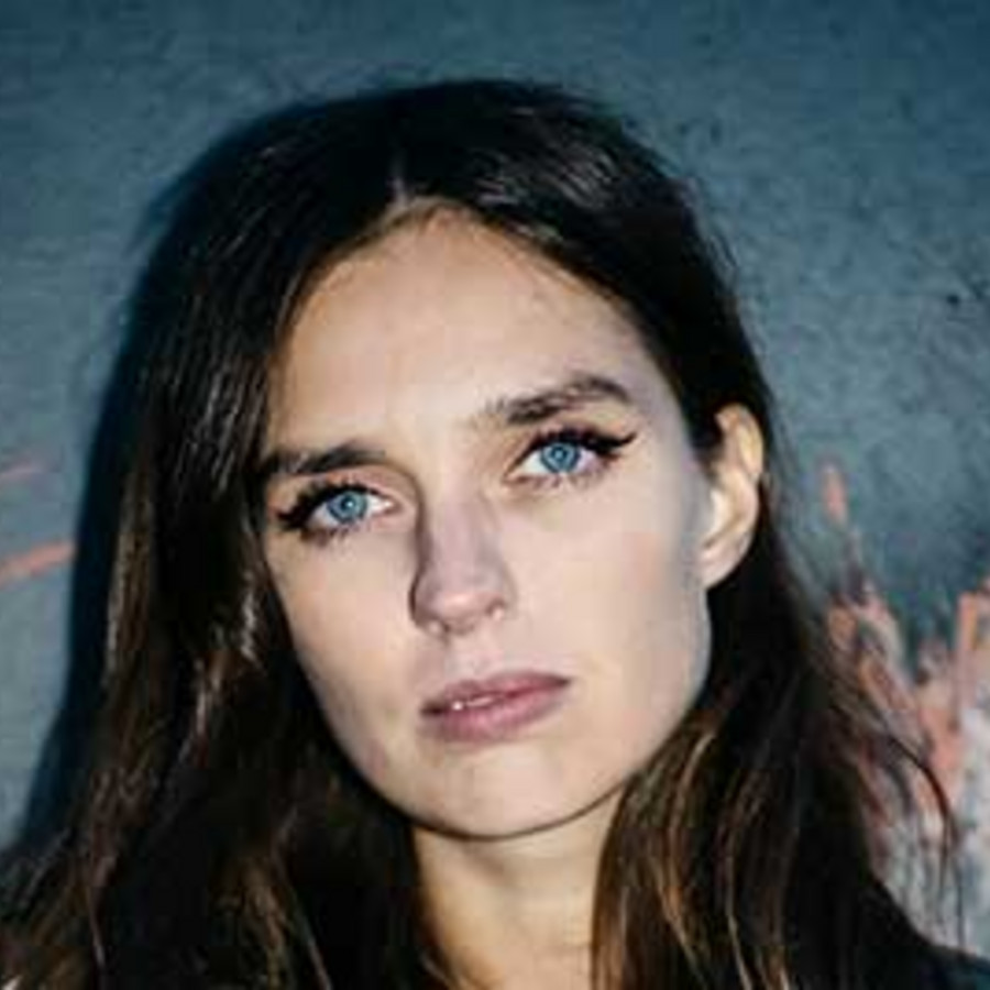 Bara Gisladottir