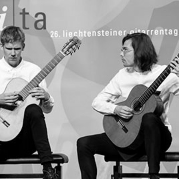 Aros Guitar Duo